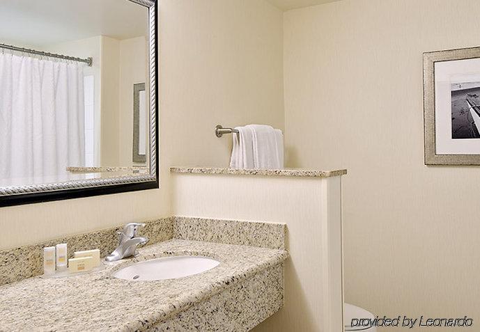 Courtyard Fort Myers At I-75 And Gulf Coast Town Center Estero Kamer foto