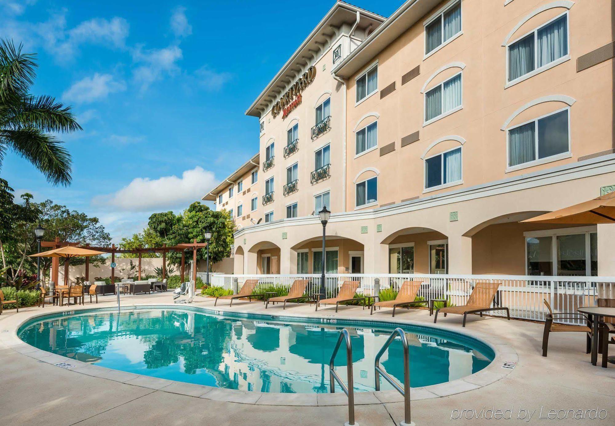 Courtyard Fort Myers At I-75 And Gulf Coast Town Center Estero Buitenkant foto