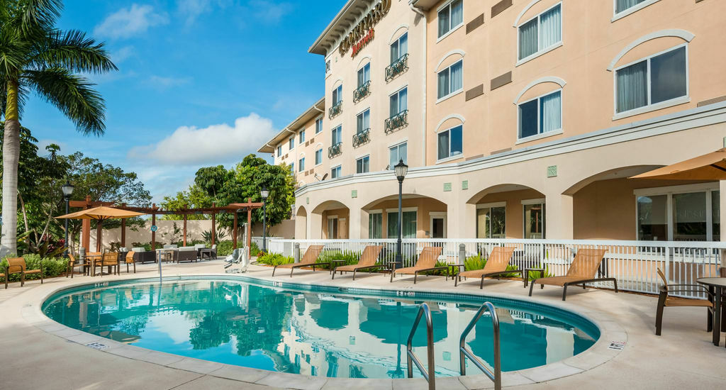 Courtyard Fort Myers At I-75 And Gulf Coast Town Center Estero Buitenkant foto